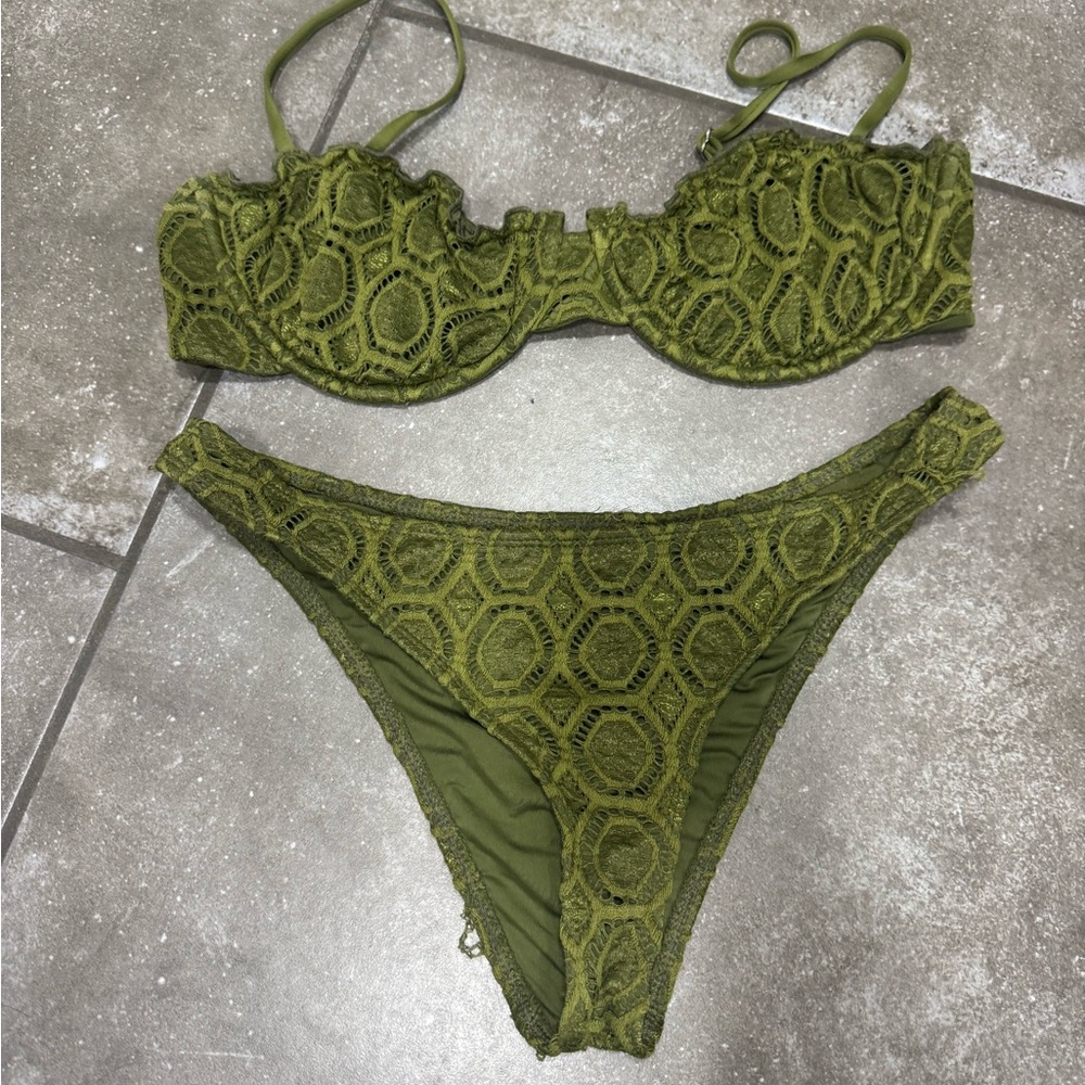 Dippin' Daisy's Olive Lace Bikini Set